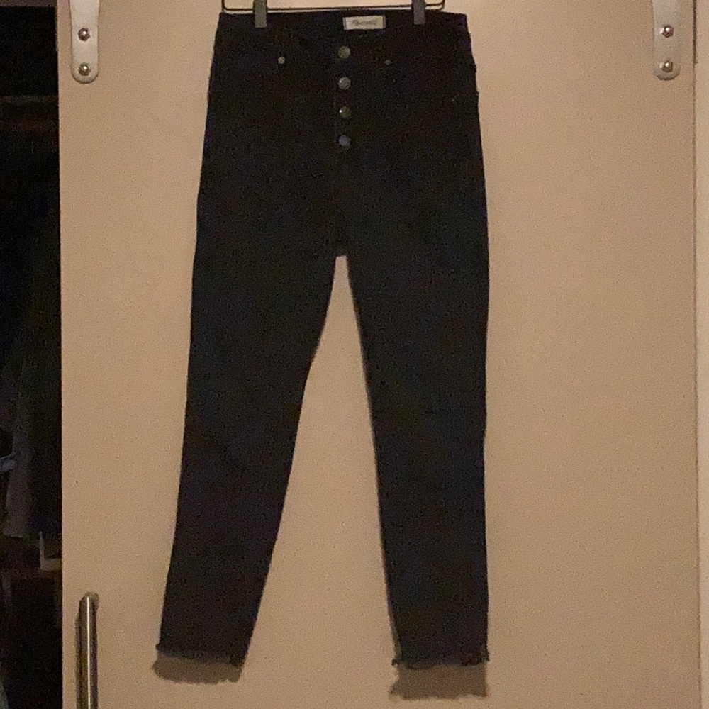 Madewell 10” high rise chewed hem black jeans